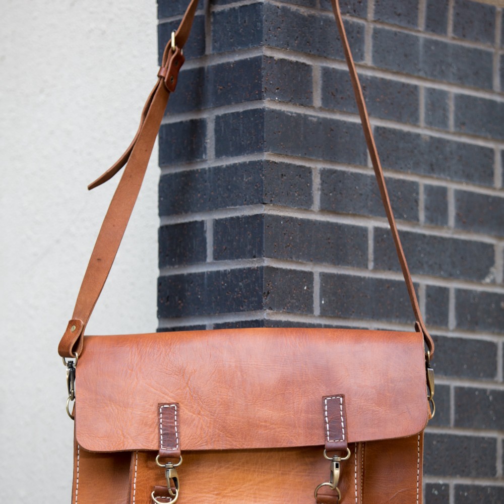Laptop Bag Brick wall straight
